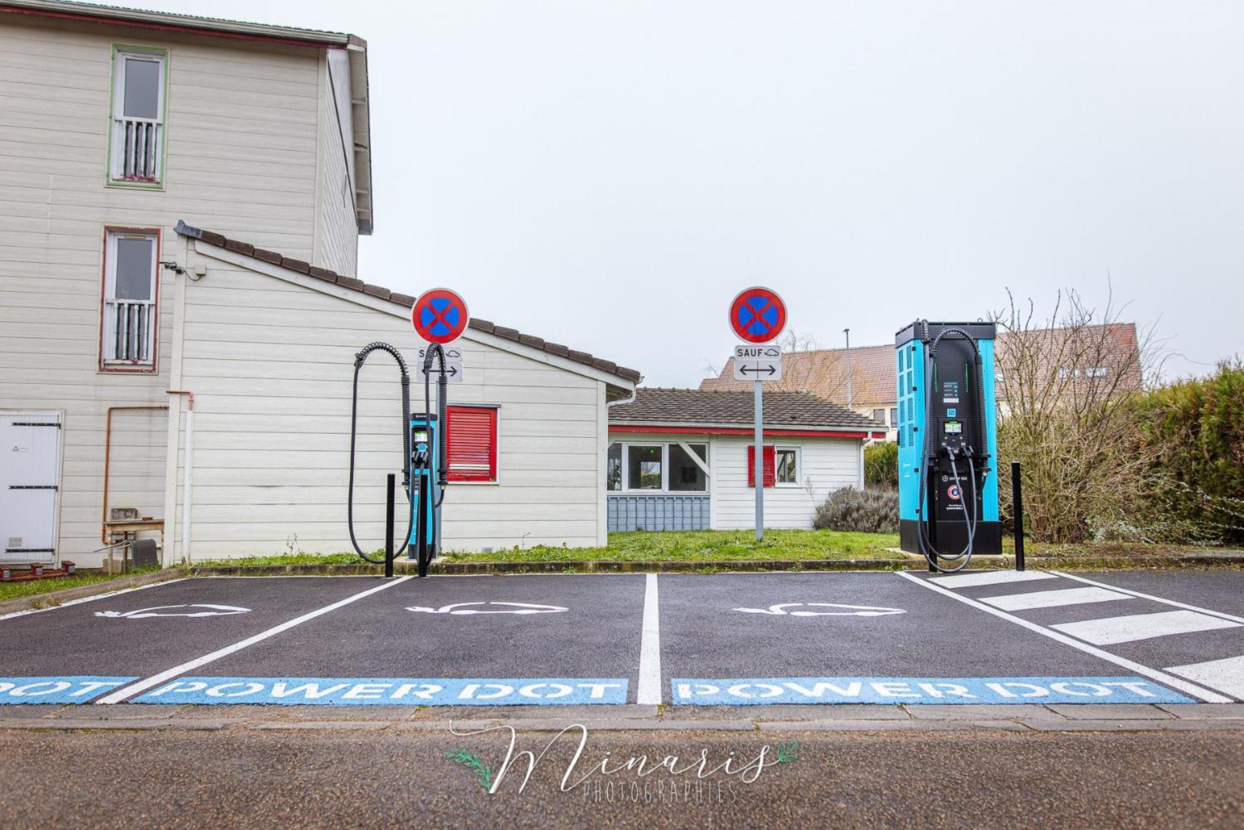 B Hotel Troyes Aeroport La Chapelle-Saint-Luc Eksteriør billede